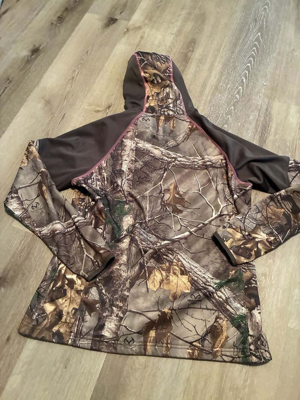 Game Winner Ladies Realtree Xtra Camo 1/4 Zip Hoodie with Thumbholes Size XL